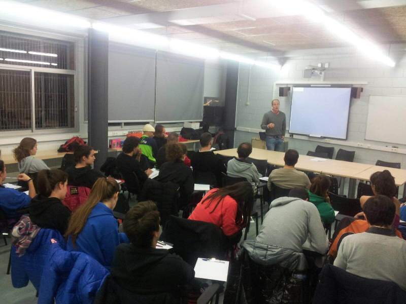 Gran participació en el primer curs formació per a entrenadors a càrrec Oscar Novillo a Granollers