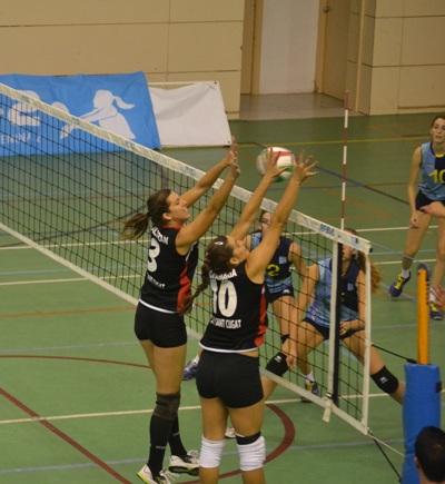 El CV Vall d’Hebron segueix liderant el Grup B de Superlliga-2 femenina