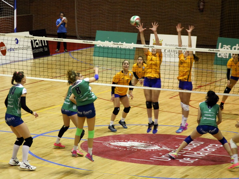El CVB Barça té tres jornades per a certificar la permanència a Superlliga 1 femenina
