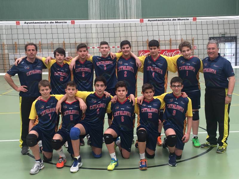 Només dos duels parells davant els dos finalistes eviten que selecció infantil lluiti per medalles