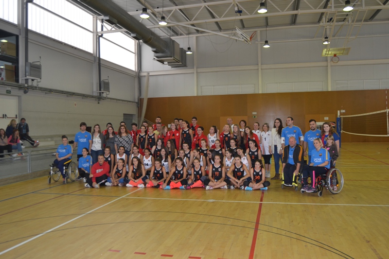 El CV Tiana presenta per primera vegada els seus equips davant famílies i simpatitzants