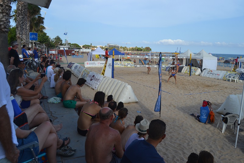 Torredembarra acull aquest cap de setmana el Campionat de Catalunya de Vòlei Platja