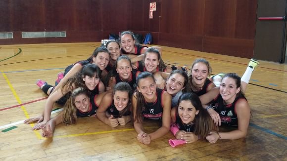 Presentació amb podis del DSV CV Sant Cugat a l’exitós Torneig Internacional de Voleibol Base