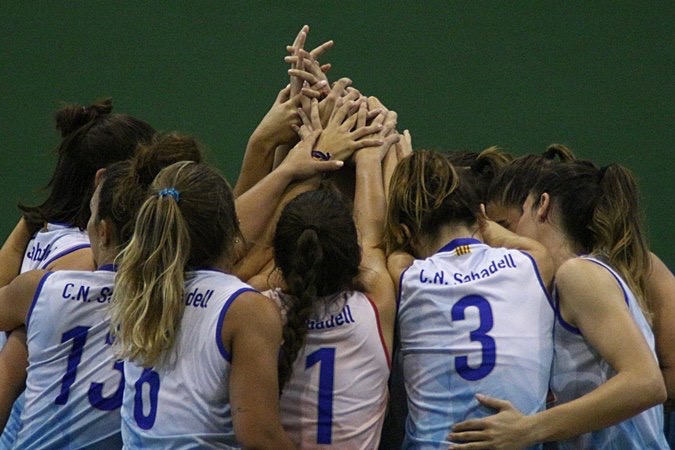 El CN Sabadell campió de la Lliga Catalana de Divisió d’Honor femenina