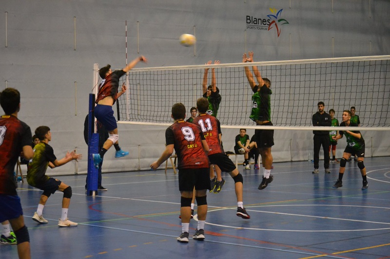El millor voleibol de base es troba al Campionat de Seleccions Territorials de Blanes