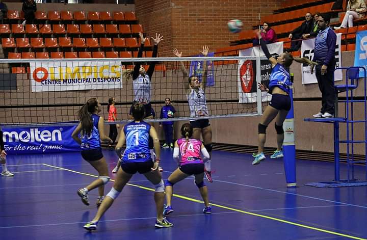 El CV Vall d’Hebron lidera la Superlliga 2 femenina
