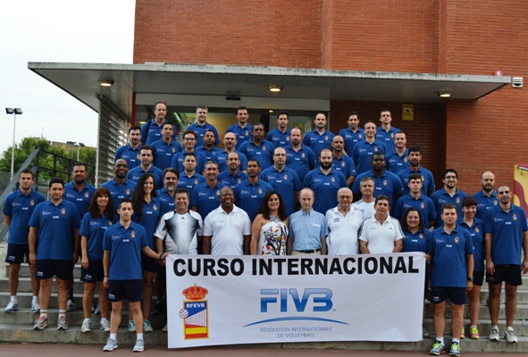 Inauguració oficial dels Cursos FIVB I i III a Barcelona