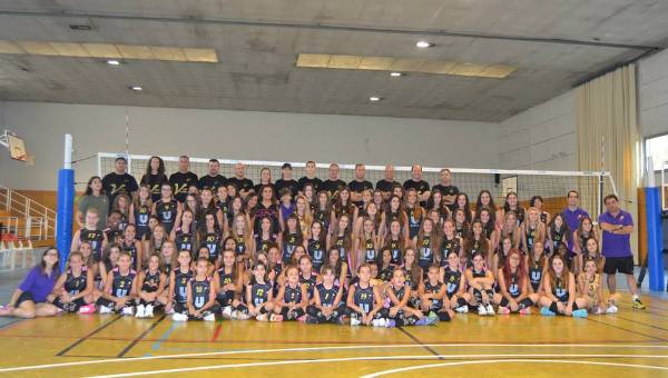 El CV Viladecans presenta els seus equips 2014/15 i el nou espònsor