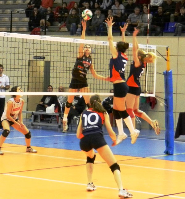 Victòria del CV Sant Cugat sobre el CV Sant Boi al duel català de Superlliga-2