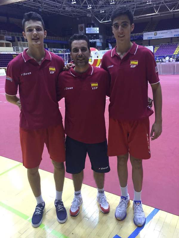 Els catalans Sergi Reñé i Álvaro Gimeno, a les portes del podi al WEVZA Sub’19 de Valladolid