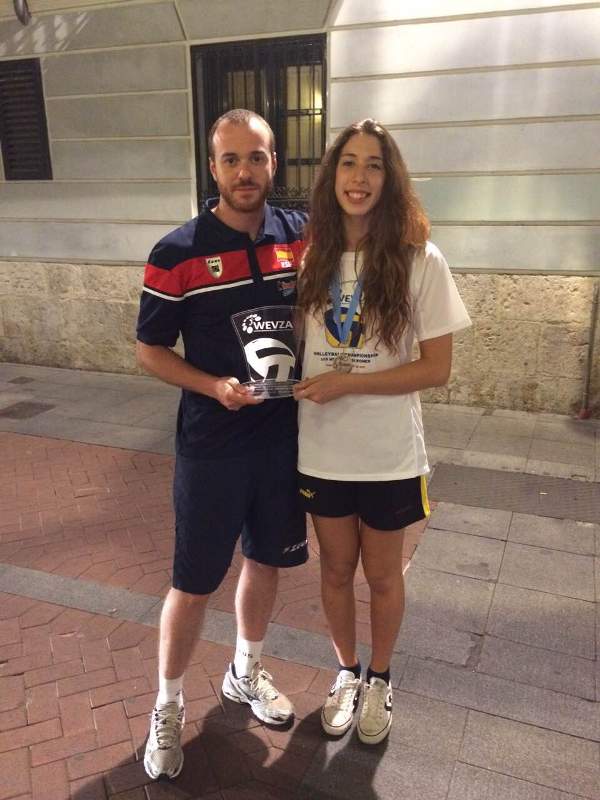 Medalla de plata i reconeixements individuals per a les catalanes al WEVZA Sub’16