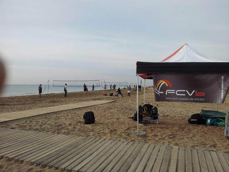 Disputada a El Prat de Llobregat la segona jornada de la Lliga d’Hivern de Vòlei Platja